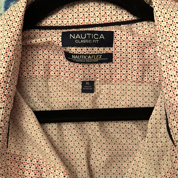 NWOT Nautica | red white and blue print short sleeve button down shirt - Picture 4 of 4